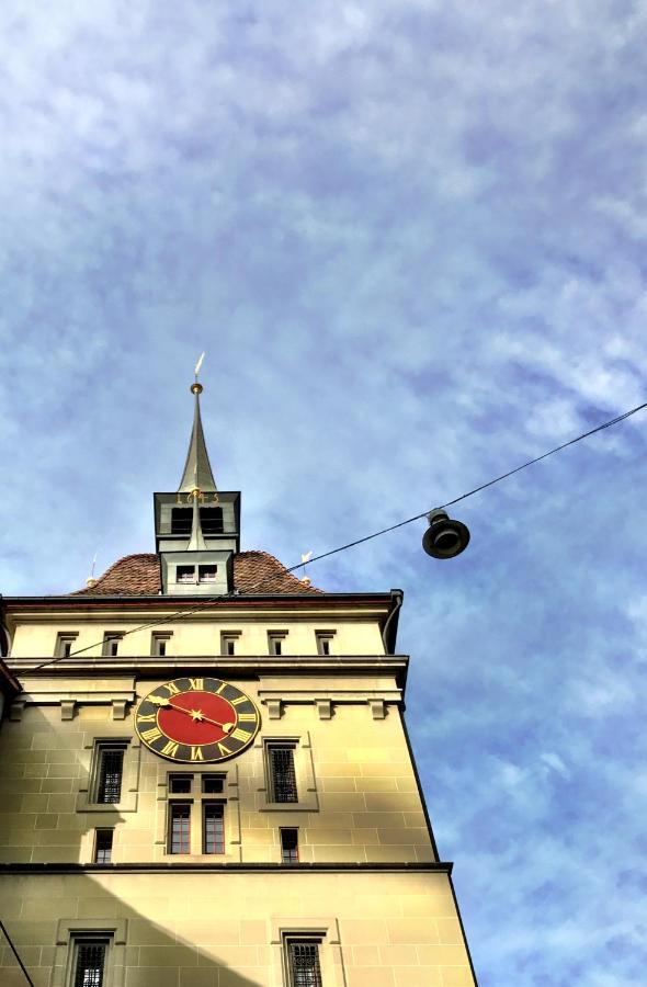 Historical Flat, By Zytglogge - 1St Floor Apartment Bern Bagian luar foto